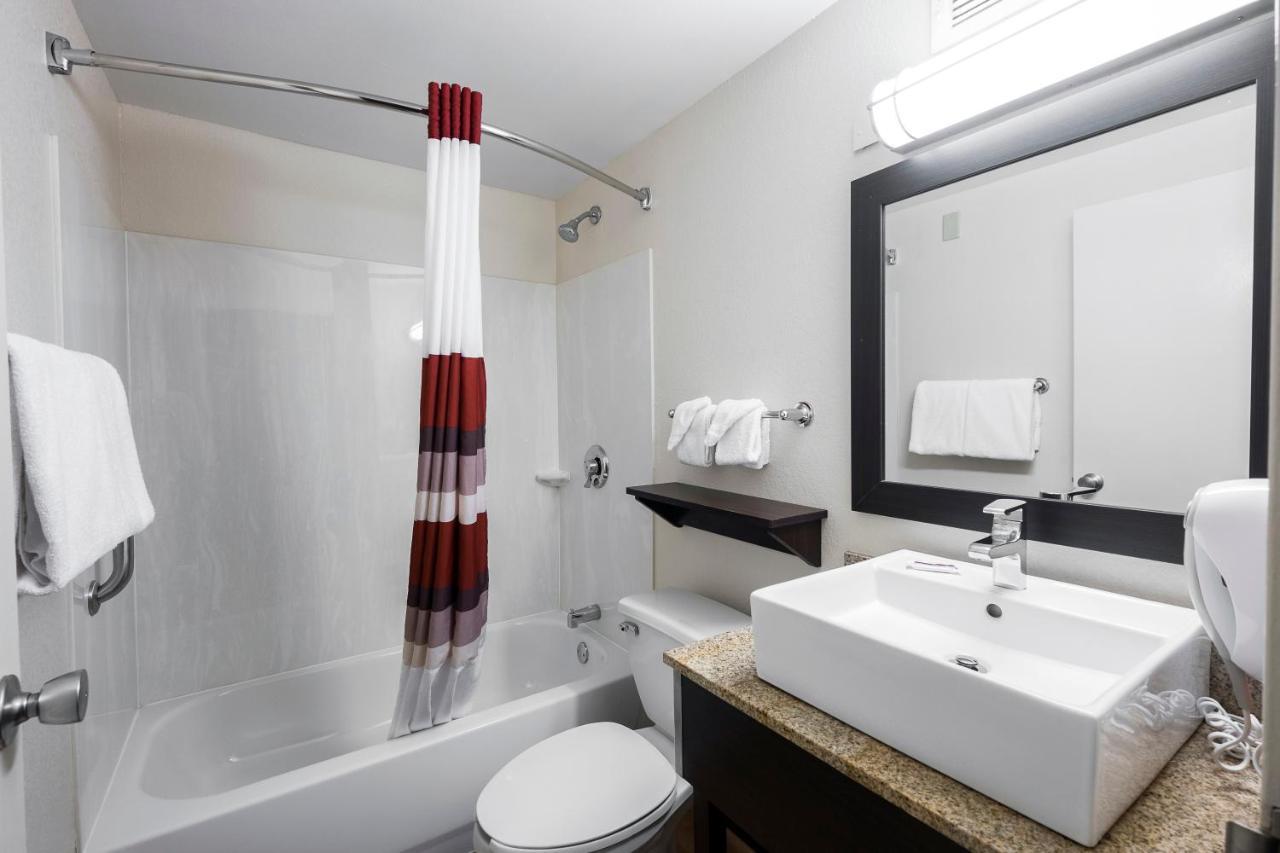 Red Roof Inn Raleigh Southwest - Cary Ngoại thất bức ảnh